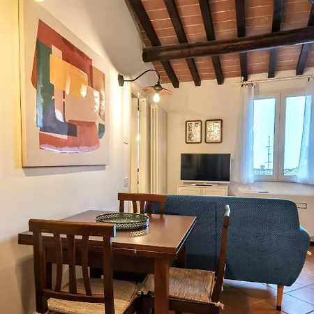 Apartment La Tana Del Priore *