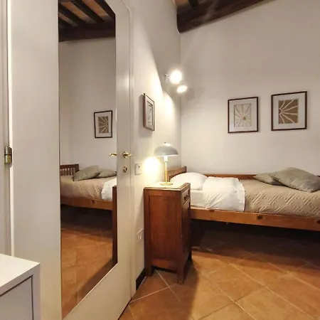 Apartment La Tana Del Priore *