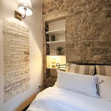 La Tana Del Priore Apartment Perugia