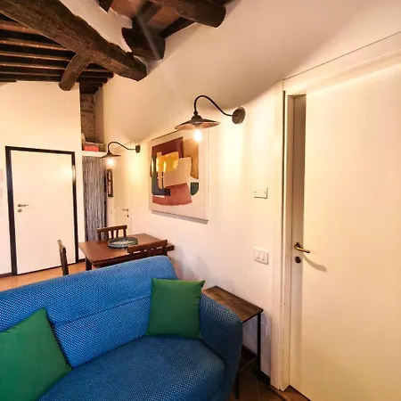 דירה La Tana Del Priore *