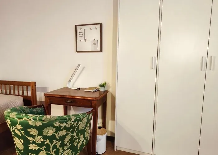 La Tana Del Priore Apartment *